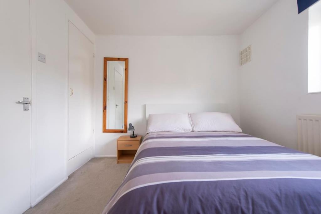 Lovely 2-Bed 15 Minutes To Central London Kültér fotó